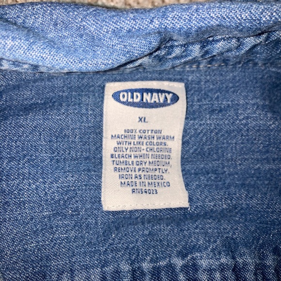 Thin Jean baggy button up - Picture 4 of 7